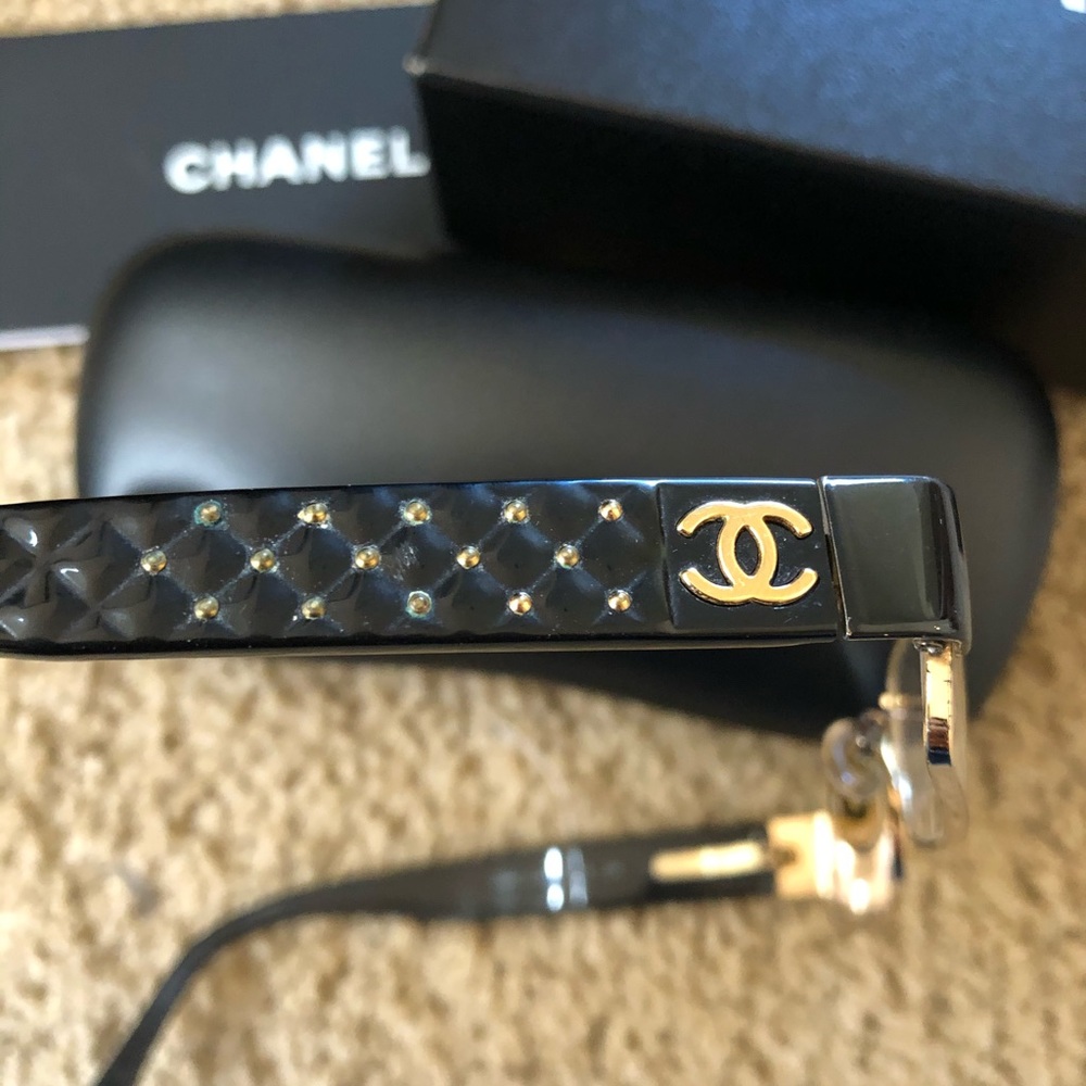 1000% Chanel Opticals - Picture 4 of 5